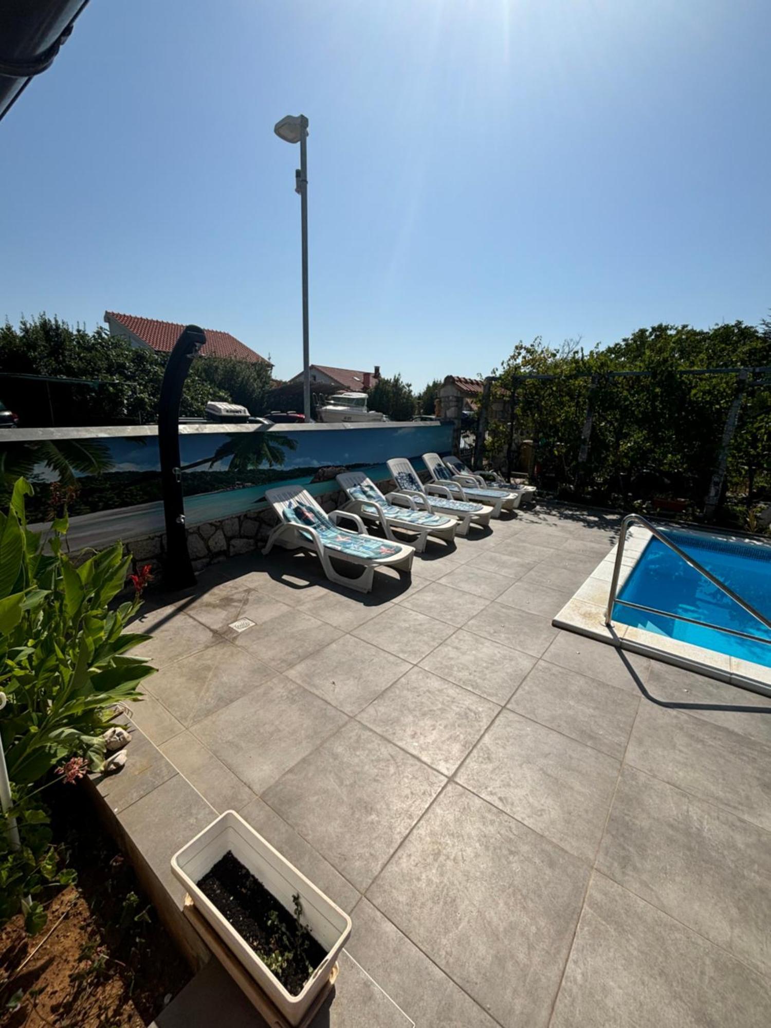 Villa Julian & Juliana คิร์ก ภายนอก รูปภาพ